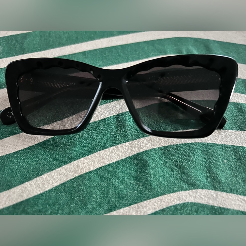 KREWE Brigitte Sunglasses - black